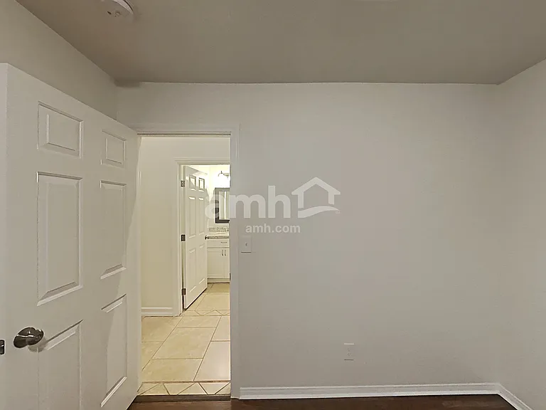 7624 Silver Mallard Ave — Photo 16