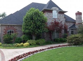 4104 Wyckham Pl, Norman, OK 73072