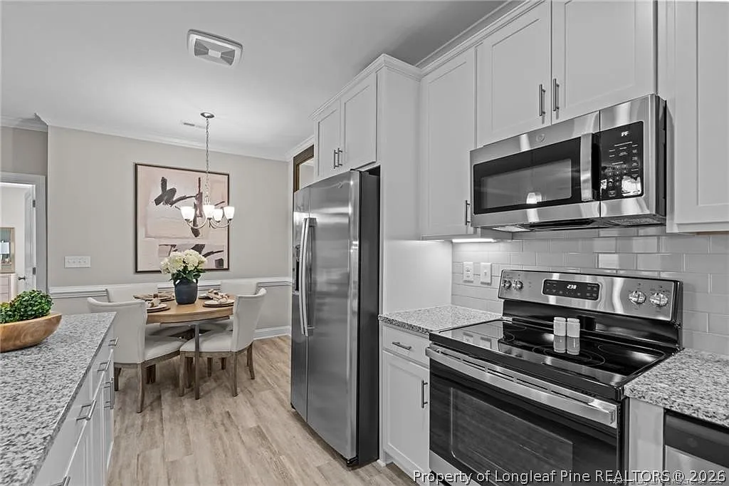 2 bed, 2.0 bath, 1598 sqft, $1,700 — Photo 4