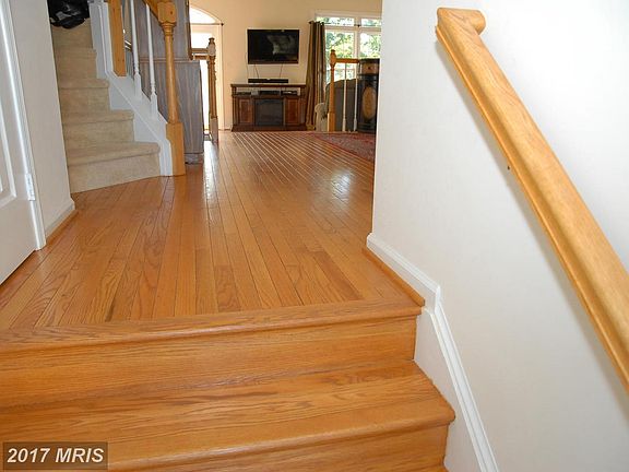 5th image of 8036 Hilliard Dr