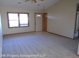 101 Knoxberry Cir #1, Manhattan, KS 66502