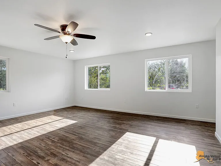 16320 E Bradford Dr — Photo 5