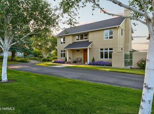 1011 N 79th Ave, Yakima, WA 98908