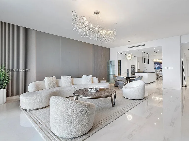 300 Biscayne Boulevard Way #1803 — Photo 1