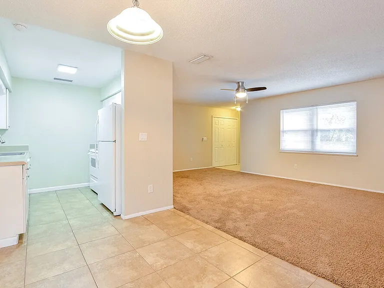 608 Pheasant Ave — Photo 5