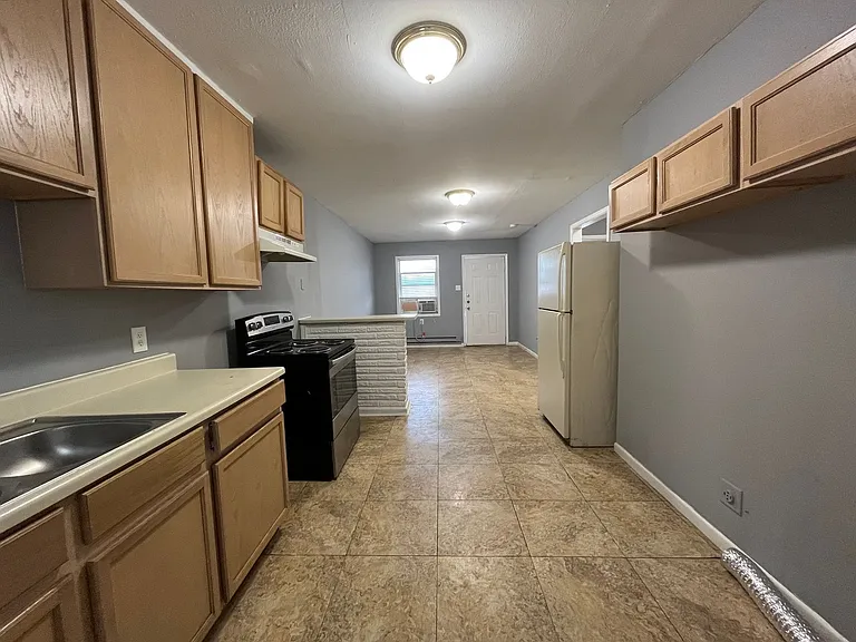 5016 Carmen St #2 — Photo 7