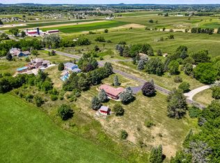 4254 Pleasant View Dr, Richfield, WI 53076