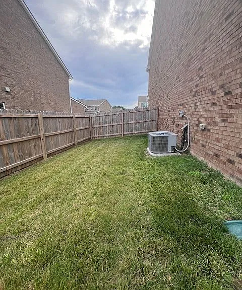 Backyard R Side