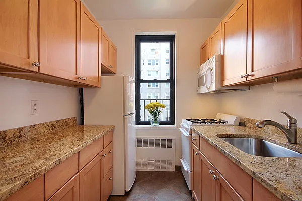 Sold by Corcoran | media 11