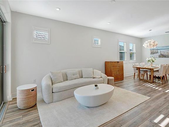 5th image of 10354 Bonavie Cove DR