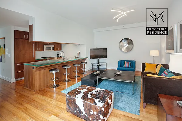 Rented by New York Residence | media 28