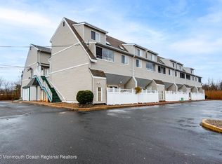 145 Central Ave APT 1B, Island Heights, NJ 08732