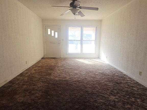 2nd image of 2418 W Broadway Ave