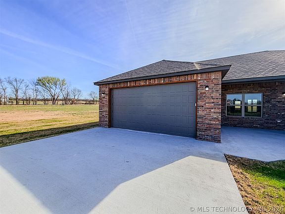 3rd image of 18020 S Vaughn Rd