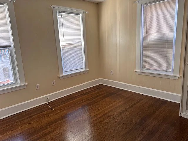 2 bed, 750 sqft, $2,250 — Photo 2