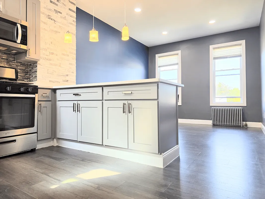 749 40th Street 2L