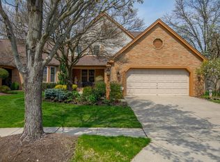 2156 Partlow Dr, Upper Arlington, OH 43220