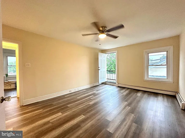 914 Swede St #3 — Photo 12