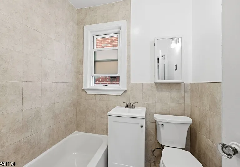 353 Princeton Ave — Photo 11