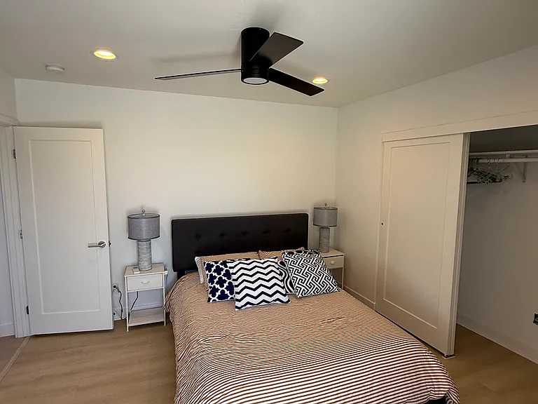1140 Pearl St — Photo 30