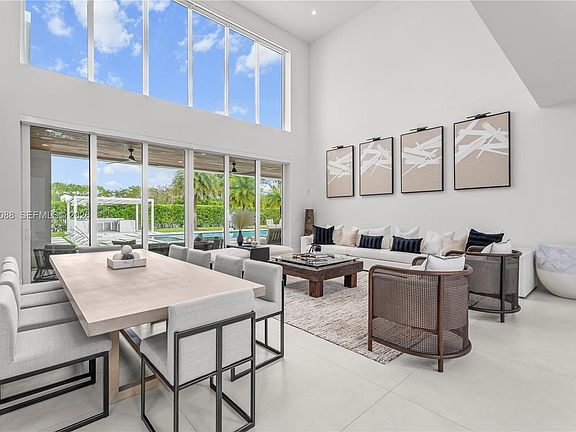 3rd image of 6285 Old Cutler Rd