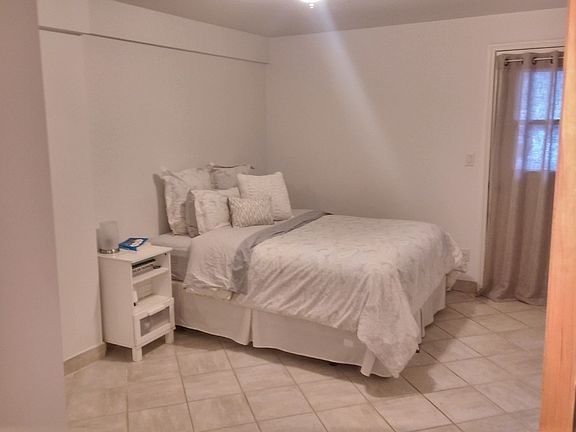 4th image of 3069 32nd St