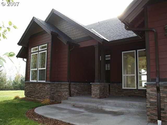1st image of 130 Wyoming Dr
