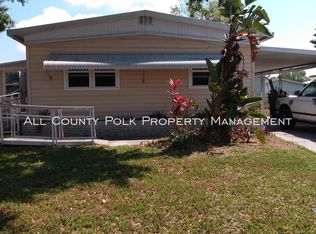 516 Lazy Lake Dr W, Lakeland, FL 33801