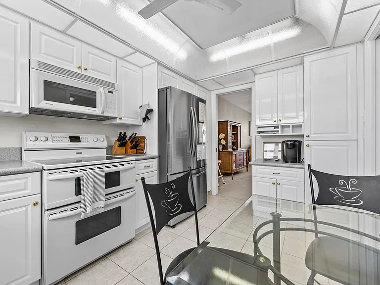 3300 S Ocean Blvd #318C — Photo 7