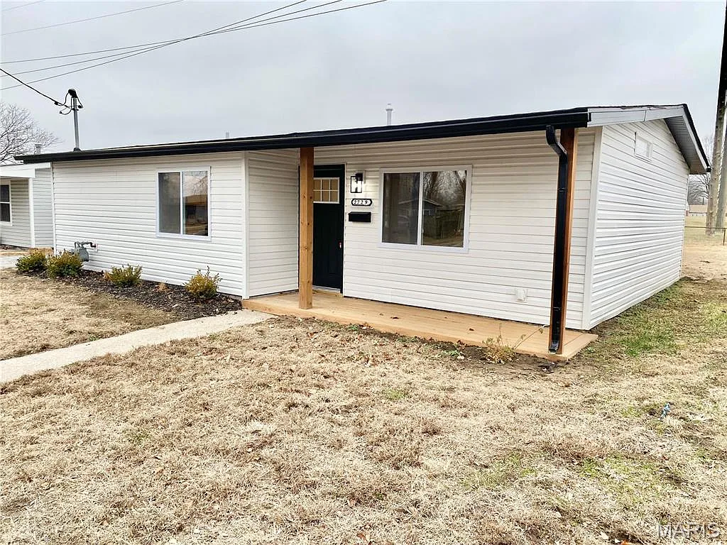 2729 Dale Ave photo 1
