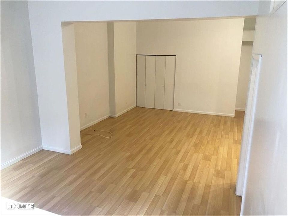 1st image of 250 W 14th St Frnt 1