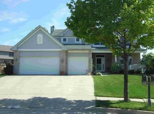 653 Brierwood Ct, Antioch, IL 60002