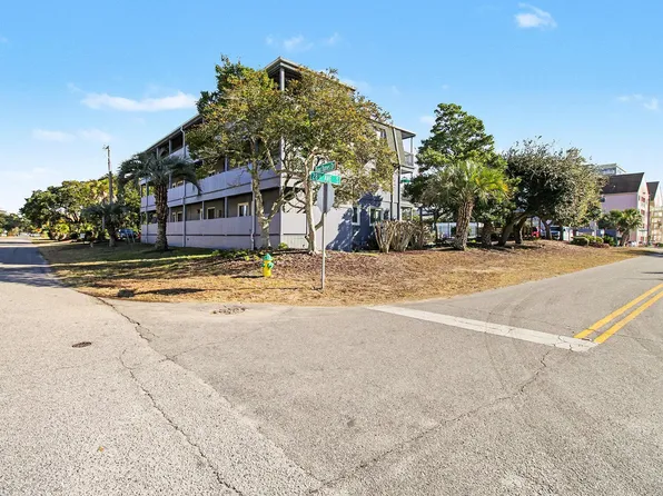 210 28th Ave. S #201, Myrtle Beach, SC 29577