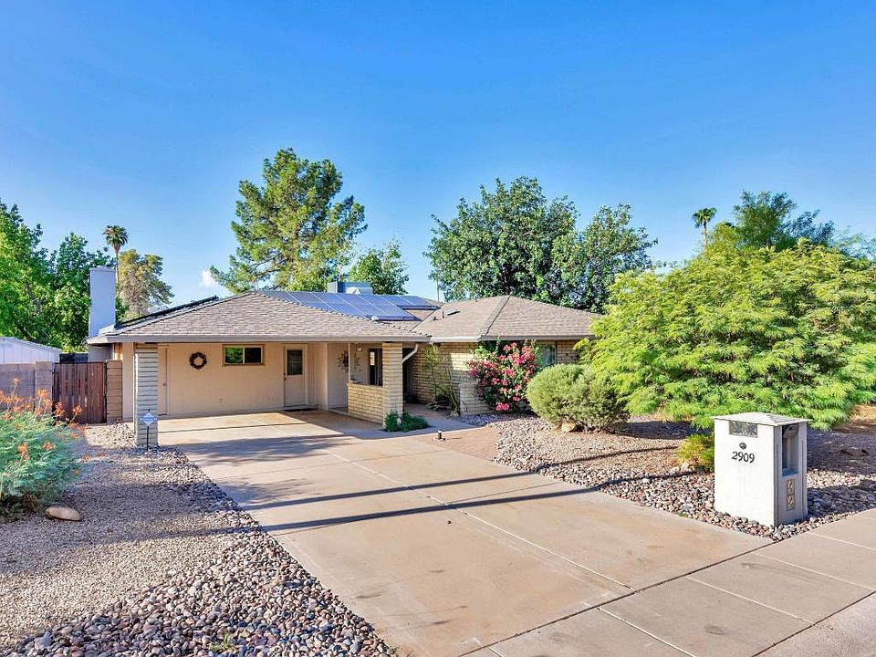 1st image of 2909 E Cannon Dr