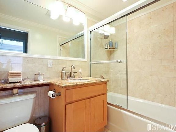 3rd image of 675 Cole St APT 3