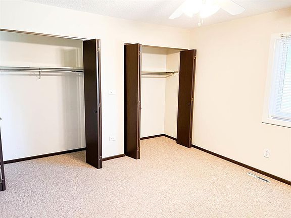 5th image of 104 E Ave APT 3
