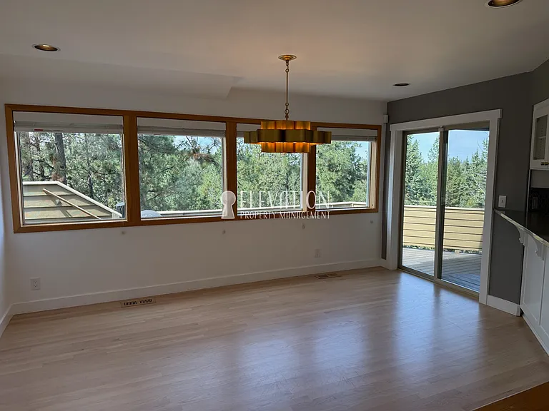 1955 NW Brogan — Photo 8
