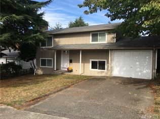 2108 Brewster Pl, Bremerton, WA 98310