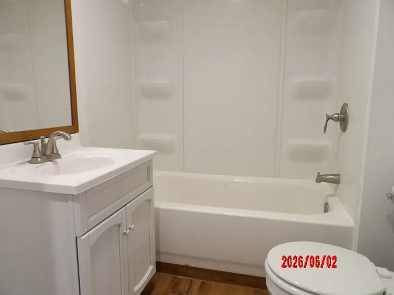 616 W B St #2 — Photo 5