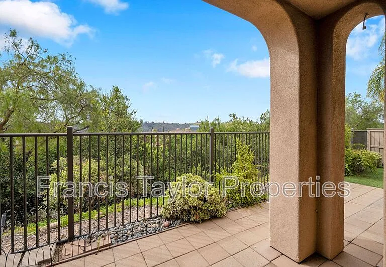 2621 Matera Ln — Photo 22