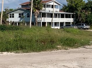 12 Seashore Ter, Terra Ceia, FL 34250