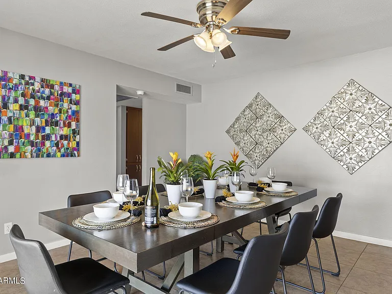 8308 E Minnezona Ave — Photo 12
