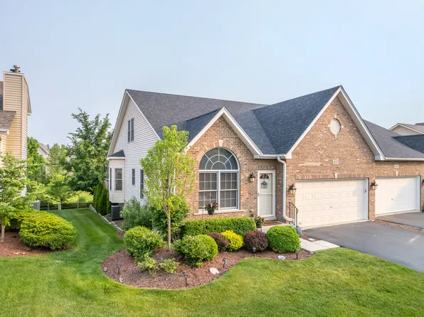 595 Sudbury Cir, Oswego, IL 60543