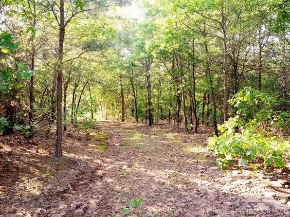 E 81st St N, Fort Gibson, OK 74434