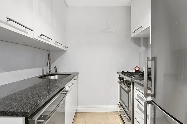 Sold by Compass | media 3