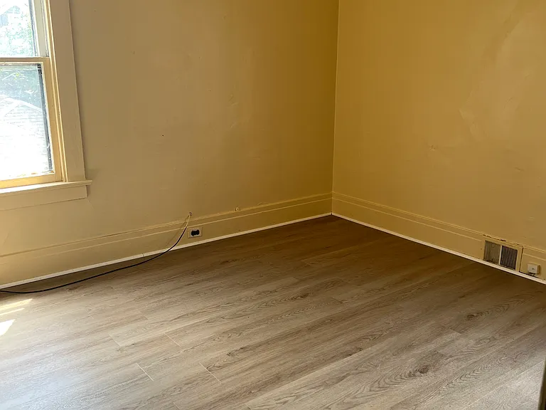 193 Minnesota Ave #2 — Photo 9