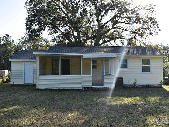 5th image of 206 Hermey Ave
