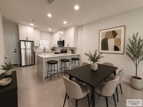 2nd image of 4915 Alexa Rd