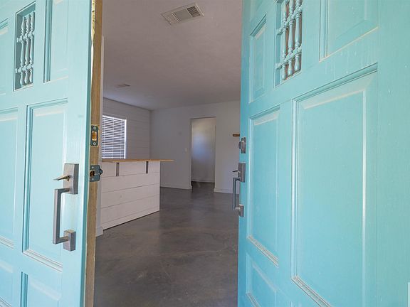 2nd image of 807 County Road 4130