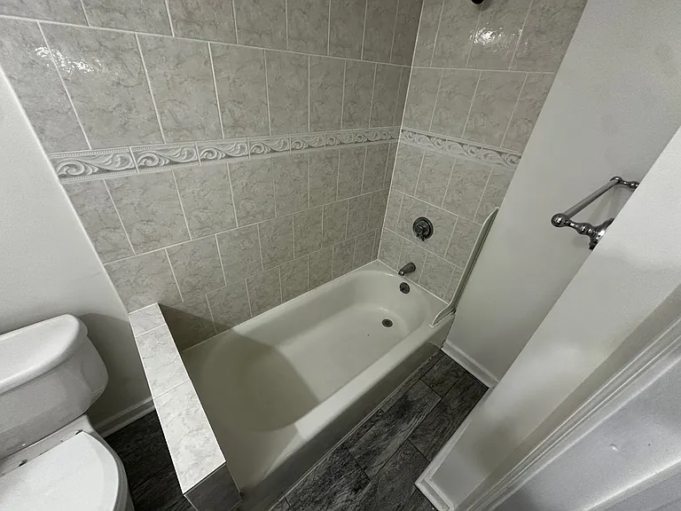 70 Joy St #13 — Photo 27